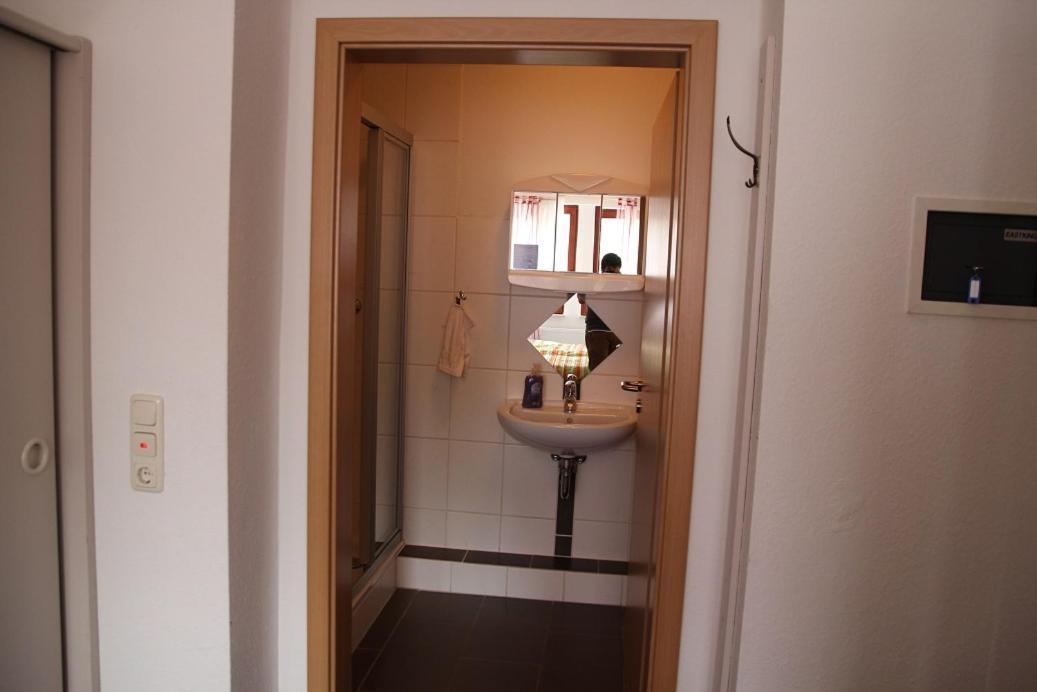 Kajuete Hotel Brake  Buitenkant foto