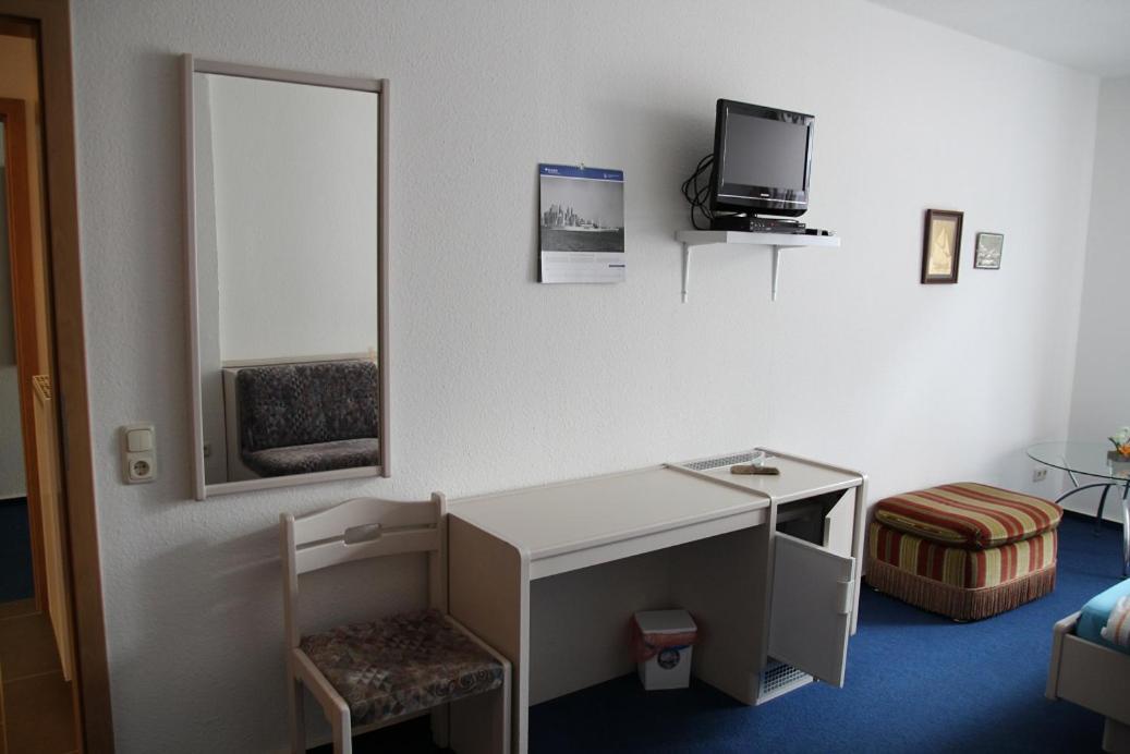 Kajuete Hotel Brake  Buitenkant foto