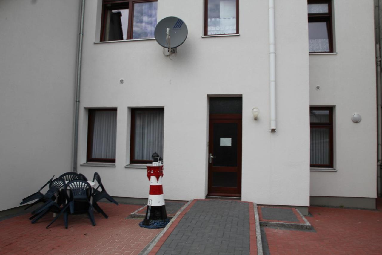 Kajuete Hotel Brake  Buitenkant foto